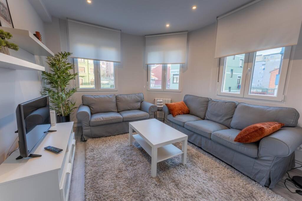Valdecilla Center Apartment Santander Bagian luar foto